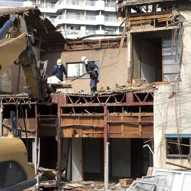 様々な建物の解体作業に臨機応変に対応